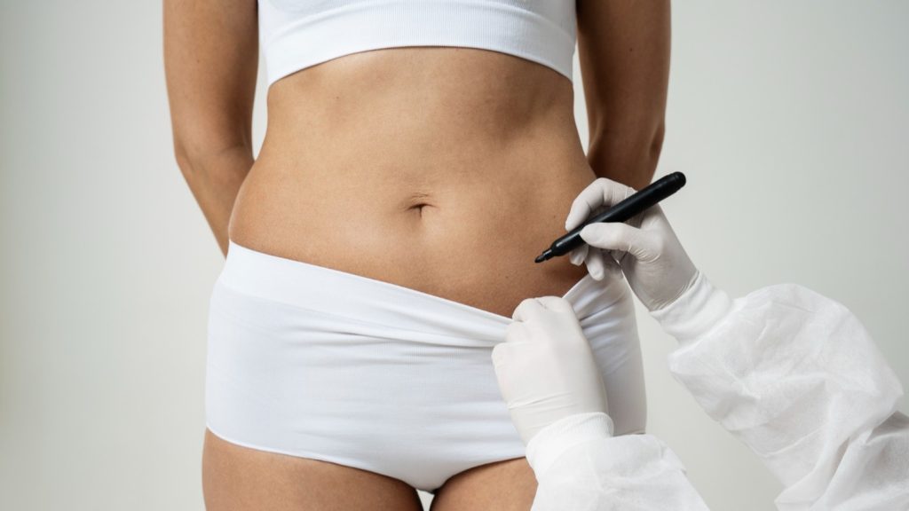Difference Between Cosmetic and Reconstructive